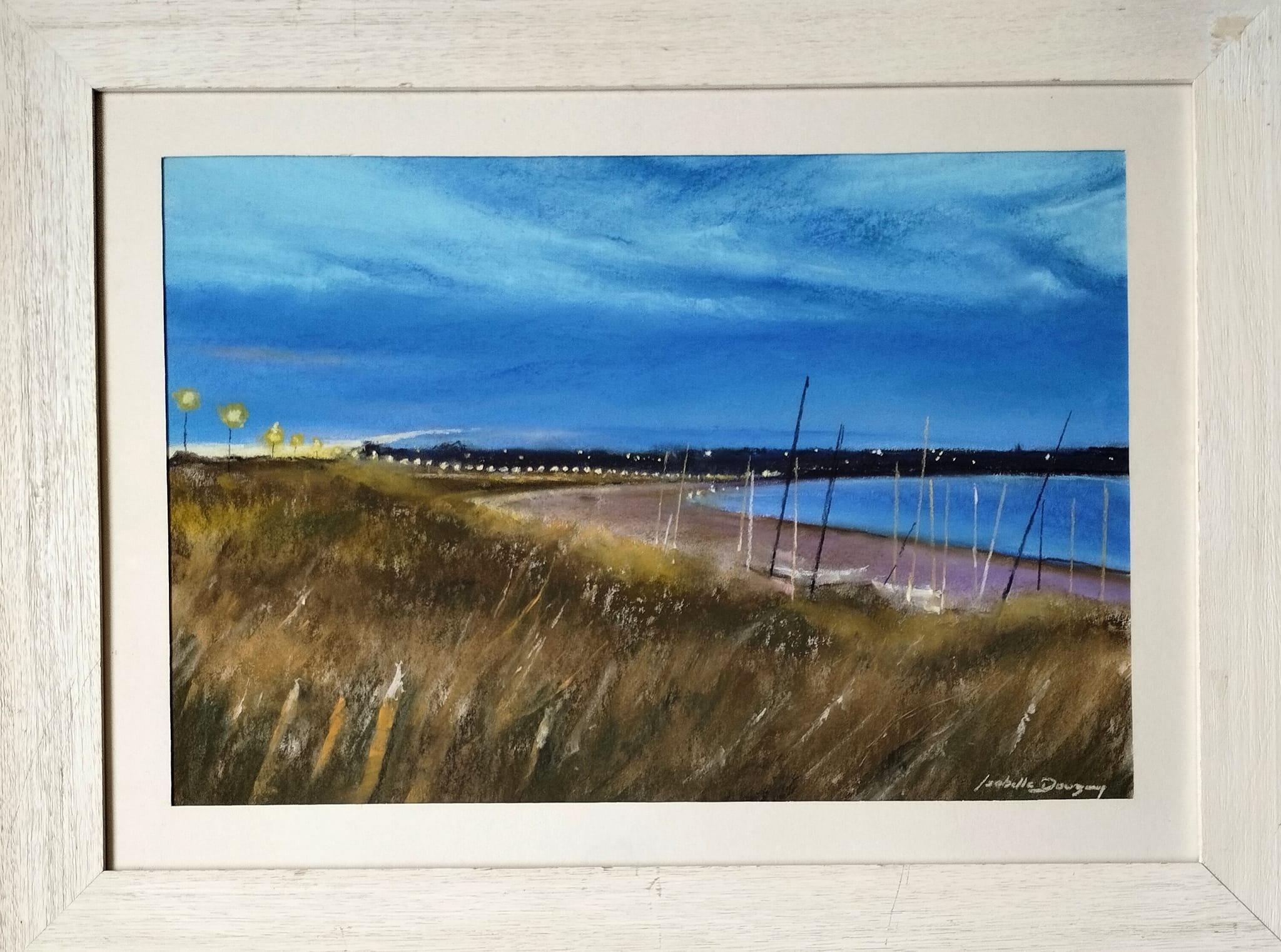 Ambiance d 'un soir à la grande plage de Saint-Cast-Le-Guildo - Peinture au pastel sec par l'artiste peintre Isabelle Douzamy - 62 x 82 cm (encadré)